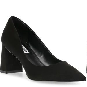 Lend Pointed Toe Pump